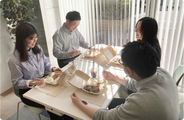 ランチタイムも大切なコミュニケーション